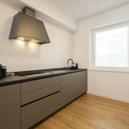 Civico 16 Garden By Interhome