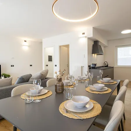 Civico 16 Garden By Interhome בית נופש *