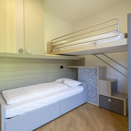 בית נופש Civico 16 Garden By Interhome *